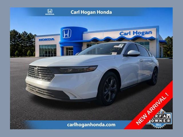 Used 2023 Honda Accord EX image 1