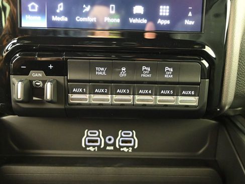 New 2026 RAM 3500 Big Horn AWD/4WD image 28