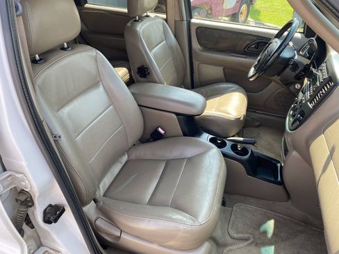 Used 2002 Ford Escape XLT AWD/4WD image 17