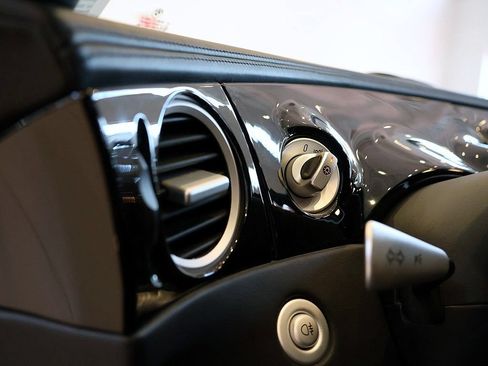 Used 2001 BMW Z8 RWD image 34