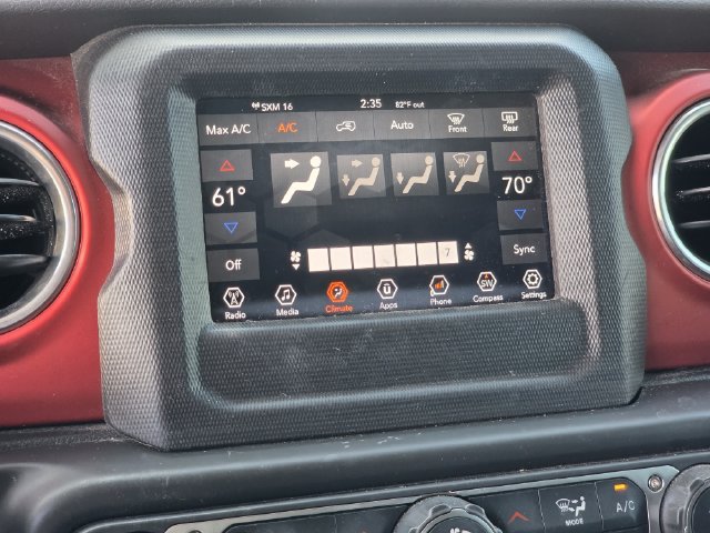 Used 2018 Jeep Wrangler Unlimited Rubicon AWD/4WD image 9
