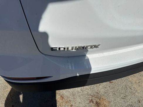 Used 2020 Chevrolet Equinox LS FWD image 11