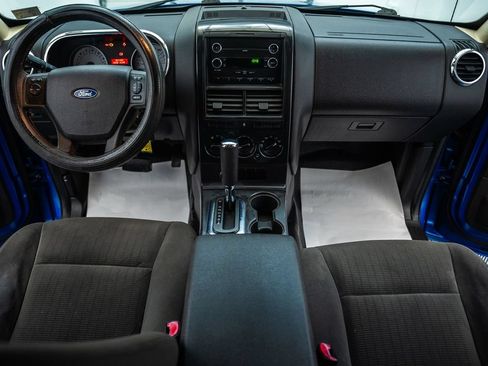 Used 2010 Ford Explorer Sport Trac XLT RWD image 24