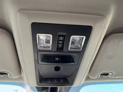 Used 2014 RAM 2500 Longhorn w/ Convenience Group image 55