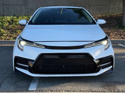 Used 2020 Toyota Corolla LE w/ Carpet Mat Package (TMS) FWD image 4