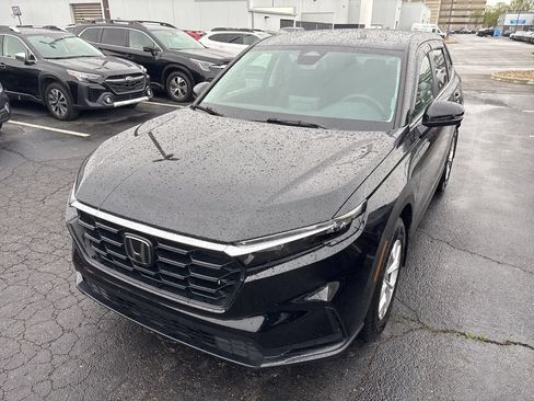 Used 2025 Honda CR-V LX image 6