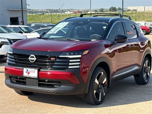 New 2026 Nissan Kicks SR image 4