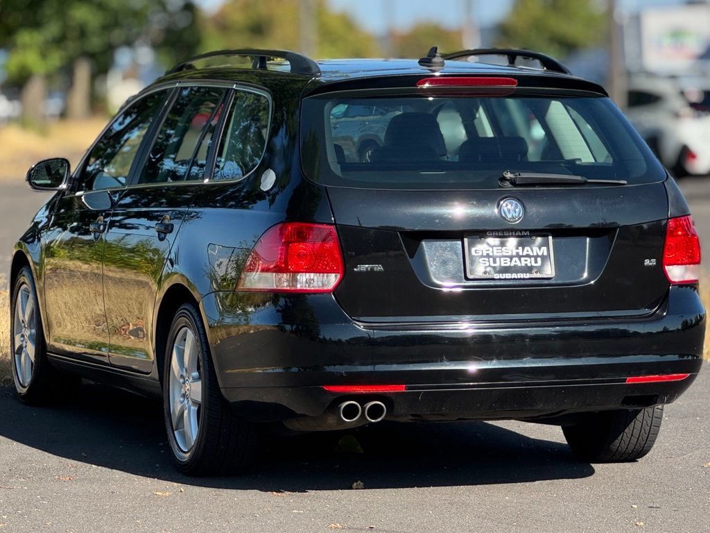 Used 2009 Volkswagen Jetta SE FWD image 5