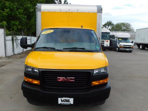 Used 2021 GMC Savana 3500 Extended w/ Power Convenience Package image 4