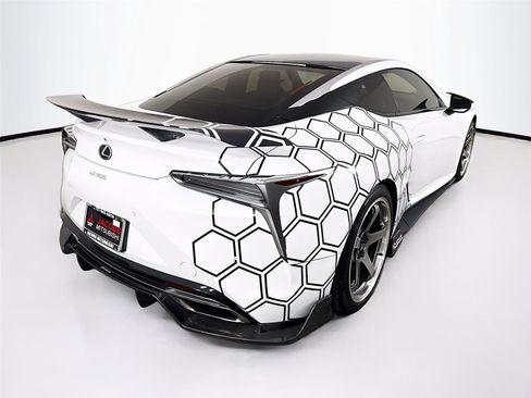 Used 2018 Lexus LC 500 Coupe w/ Touring Package image 18