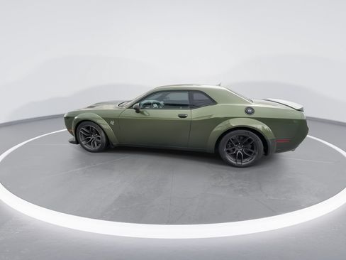 Used 2018 Dodge Challenger SRT Hellcat RWD image 11