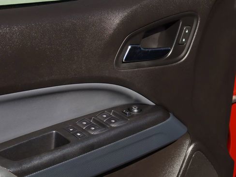 Used 2016 Chevrolet Colorado Z71 image 19