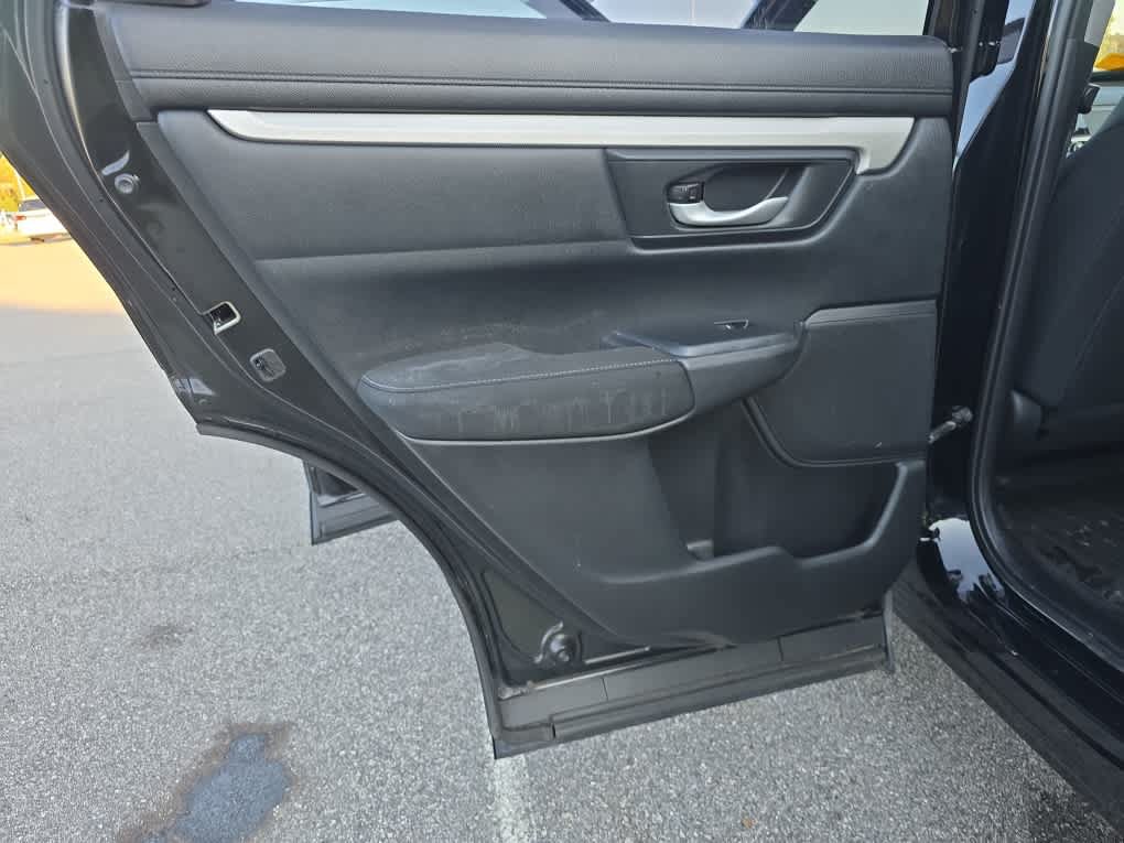 Used 2017 Honda CR-V LX image 13