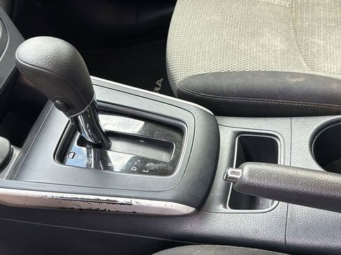 Used 2017 Nissan Sentra S image 29