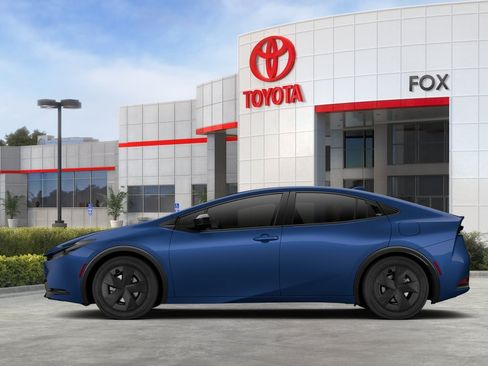 New 2027 Toyota Prius LE FWD image 27