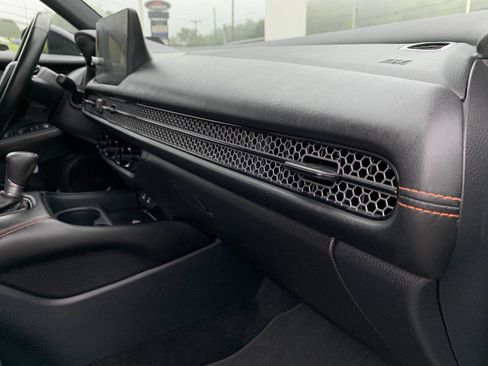 Certified 2026 Honda HR-V Sport image 39