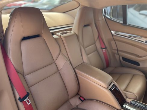 Used 2012 Porsche Panamera Turbo image 27