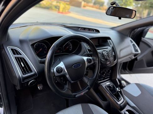 Used 2013 Ford Focus ST image 20