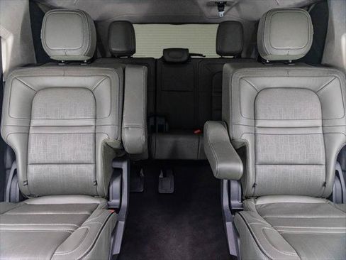 New 2023 Lincoln Navigator L Black Label AWD/4WD image 18