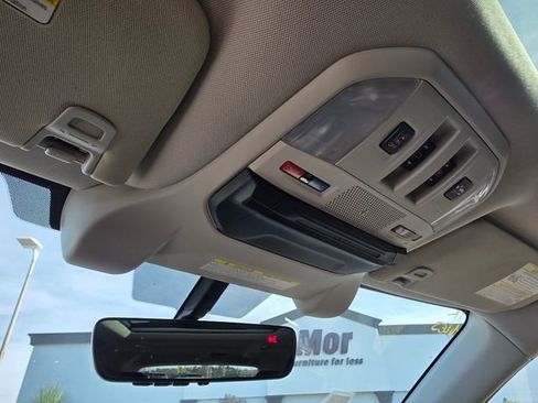 Used 2020 Subaru Ascent Premium w/ Sport Package image 37