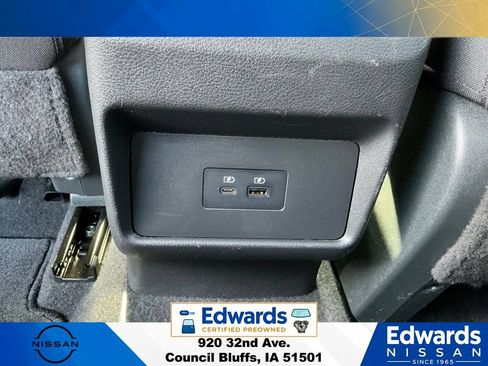 Used 2023 Nissan Rogue SV AWD/4WD image 14