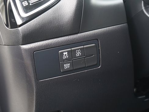 Used 2016 MAZDA MAZDA3 i Grand Touring image 16