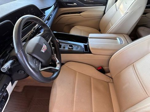 Certified 2021 Cadillac Escalade Premium Luxury w/ Driver Assist Tech Package image 6