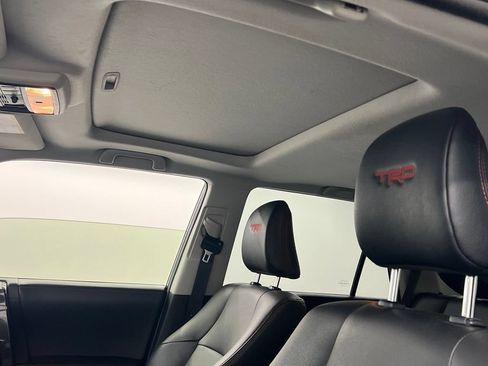 Used 2021 Toyota 4Runner TRD Off-Road Premium w/ Moonroof Package AWD/4WD image 8