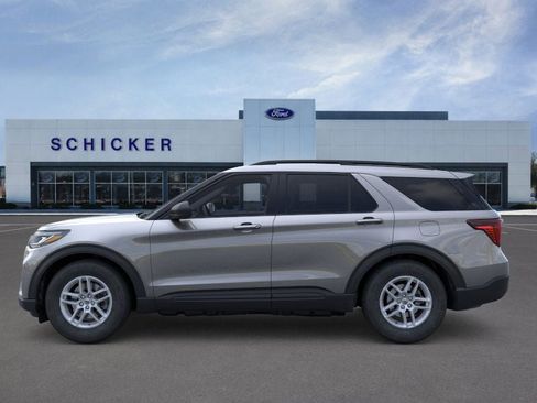 New 2026 Ford Explorer Active AWD/4WD image 3