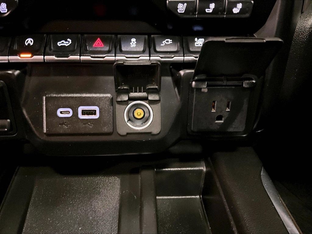 Used 2019 Chevrolet Silverado 1500 High Country AWD/4WD image 26