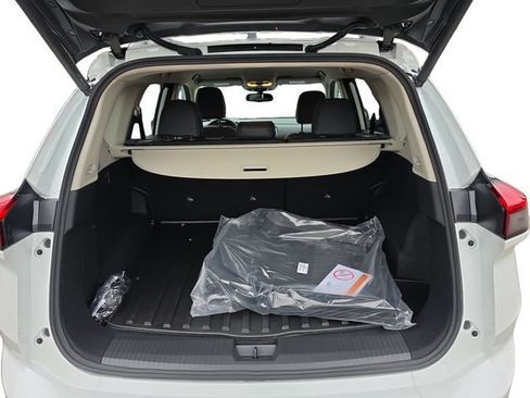 New 2026 Nissan Rogue SV w/ Rock Creek Premium Package AWD/4WD image 18