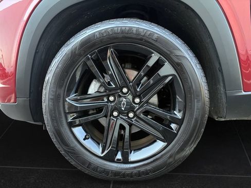 Used 2024 Chevrolet Trax ACTIV w/ Sunroof Package FWD image 9