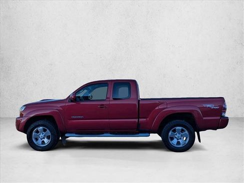 Used 2010 Toyota Tacoma 4x4 Access Cab V6 image 9