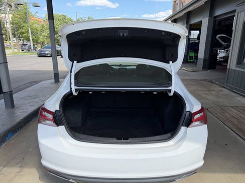 Used 2020 Chevrolet Malibu Premier FWD image 18