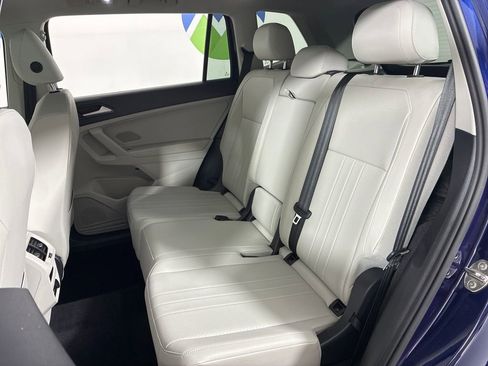 Used 2022 Volkswagen Tiguan SE image 29