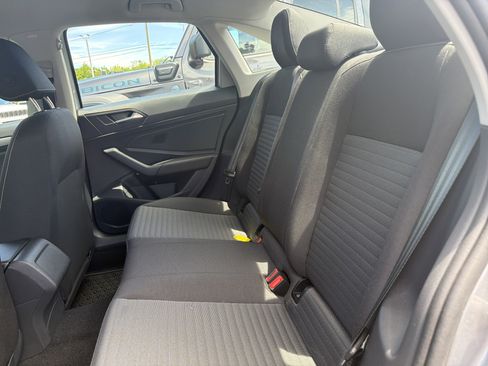 Used 2025 Volkswagen Jetta S FWD image 9