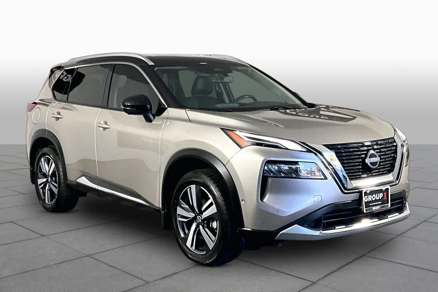 Used 2023 Nissan Rogue Platinum w/ Platinum Premium Package AWD/4WD image 3