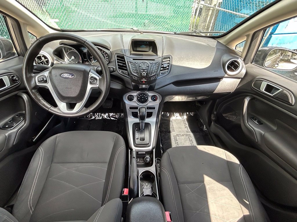Used 2016 Ford Fiesta SE FWD image 10