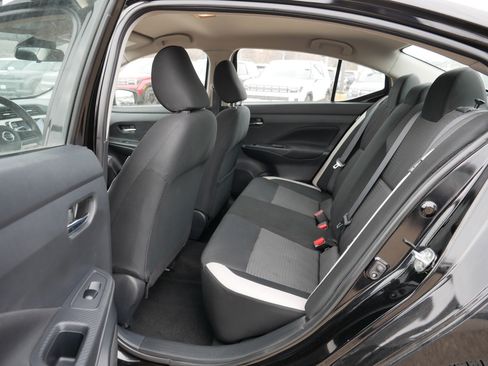 Used 2021 Nissan Versa SV image 16