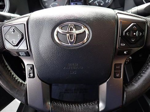 Used 2019 Toyota Tacoma TRD Off-Road AWD/4WD image 16