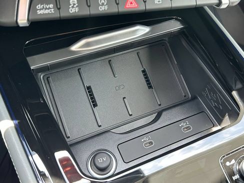 New 2026 Audi Q3 quattro 2.0T AWD/4WD image 37