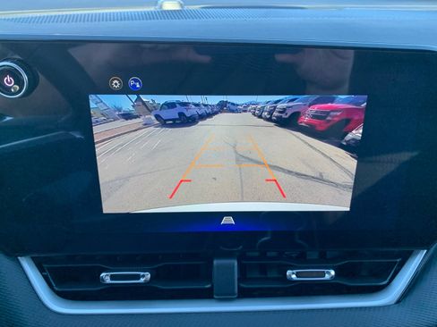 New 2026 Chevrolet Equinox LT FWD image 23