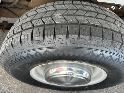 Used 1999 Ford E-350 and Econoline 350 XL RWD image 17