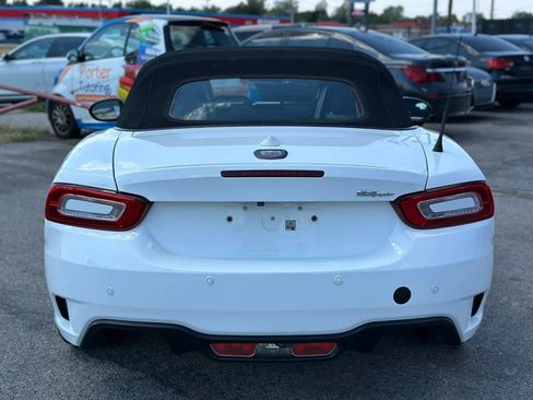 Used 2018 FIAT 124 Spider Abarth w/ Convenience Group RWD image 13