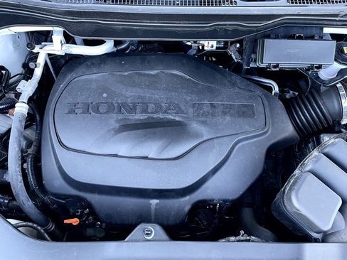 Used 2025 Honda Passport Black Edition image 19