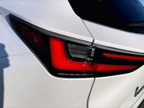 Used 2025 Lexus NX 300h AWD w/ Luxury Package image 28