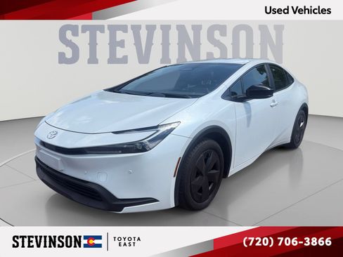 Certified 2026 Toyota Prius LE FWD image 1