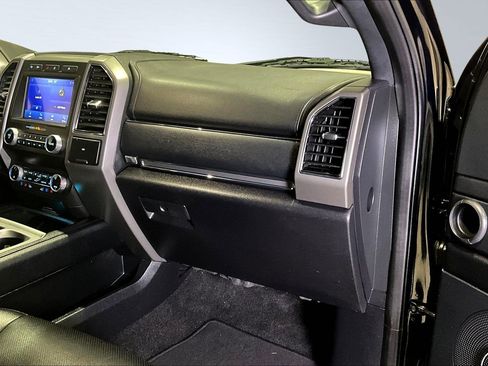 Used 2021 Ford Expedition XLT image 26