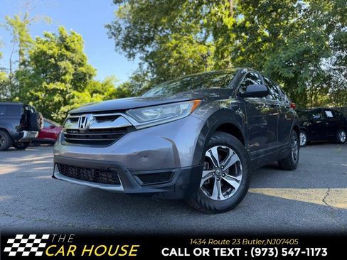 Used 2017 Honda CR-V LX image 2