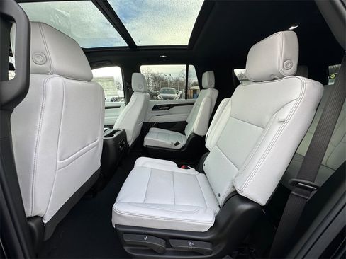 New 2026 Chevrolet Tahoe Premier image 19